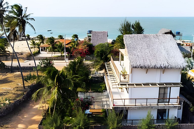 Casa confortável com vista mar e piscina