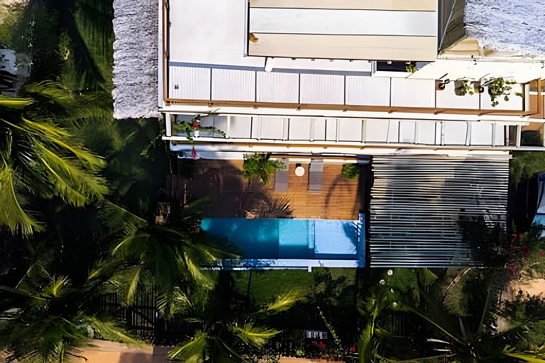 Casa confortável com vista mar e piscina