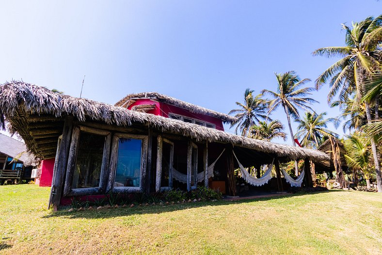 Vila pé na areia com vista incrível em Coqueiro